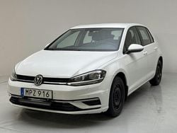 Vit Begagnad 2018 VW Golf VII | 115 000 kr (Bra pris)