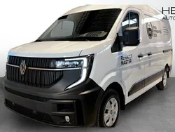 Vit (white) Ny 2025 Renault Master Van | 596 125 kr (Marknadspris)