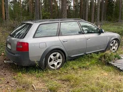 Grå Begagnad 2001 Audi A6 Allroad Kombi | 5 000 kr