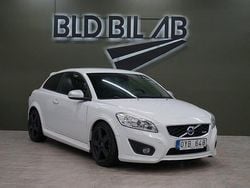 Vit Begagnad 2011 Volvo C30 R-Design Halvkombi | 69 900 kr (Marknadspris)