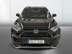 Svart Begagnad 2021 Toyota RAV4 Hybrid Edition SUV | 364 900 kr (Marknadspris)