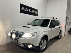 Vit Begagnad 2012 Subaru Forester SUV | 49 900 kr (Lite dyr)