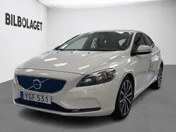 Vit Begagnad 2016 Volvo V40 Business Edition Kombi | 155 800 kr (Marknadspris)