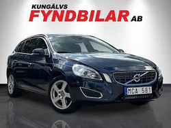 Blå Begagnad 2011 Volvo V60 Momentum Kombi | 74 900 kr (Marknadspris)