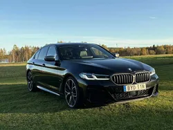 Svart Begagnad 2021 BMW M550 Sedan | 625 000 kr (Marknadspris)
