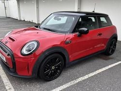 Begagnad 2022 Mini Cooper SE Comfort Halvkombi | 188 000 kr (Superpris)