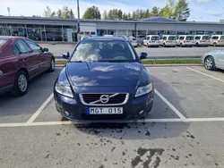 Blå Begagnad 2012 Volvo V50 Momentum Kombi | 55 000 kr (Marknadspris)
