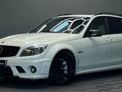 Vit Begagnad 2010 Mercedes C63 AMG AMG Kombi | 319 900 kr (Marknadspris)