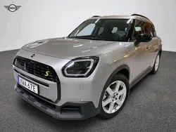 Grå Begagnad 2024 Mini Countryman SUV | 449 900 kr