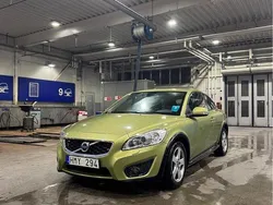Grön Begagnad 2010 Volvo C30 Momentum Halvkombi | 84 000 kr (Lite dyr)