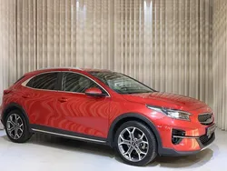 Röd Begagnad 2021 Kia Ceed SUV | 219 900 kr (Marknadspris)