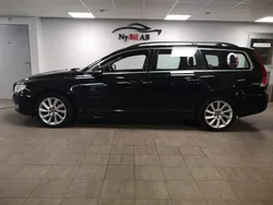 Svart Begagnad 2016 Volvo V70 Momentum Kombi | 79 000 kr (Dyr)