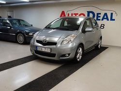 Grå Begagnad 2010 Toyota Yaris Halvkombi | 52 900 kr (Marknadspris)