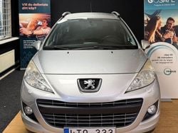 Ljusgrå (grå) Begagnad 2011 Peugeot 207 Kombi | 39 900 kr (Marknadspris)