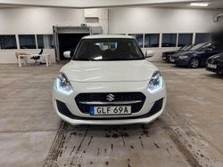 Vit Begagnad 2020 Suzuki Swift Halvkombi | 109 900 kr (Lite dyr)