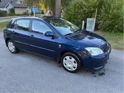 Blå Begagnad 2004 Toyota Corolla Halvkombi | 42 000 kr (Dyr)