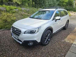 Vit Begagnad 2015 Subaru Outback SUV | 129 500 kr (Marknadspris)