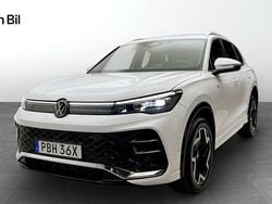 Vit Begagnad 2025 VW Tiguan R-line SUV | 479 900 kr (Marknadspris)