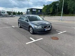 Grå Begagnad 2011 Volvo S40 Kinetic Sedan | 69 900 kr (Lite dyr)