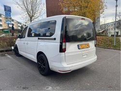 Vit Begagnad 2021 VW Caddy Maxi Minibuss | 189 000 kr (Dyr)