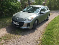 Grå Begagnad 2012 Mazda 3 Inclusive Halvkombi | 43 000 kr (Marknadspris)