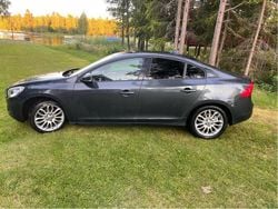 Grå Begagnad 2011 Volvo S60 Kinetic Sedan | 55 000 kr (Marknadspris)