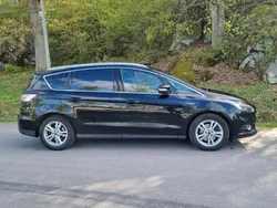 Svart Begagnad 2017 Ford S-MAX Business Edition Minibuss | 168 000 kr (Bra pris)