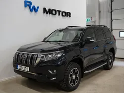 Svart Begagnad 2018 Toyota Land Cruiser SUV | 439 900 kr (Marknadspris)