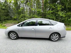 Silver Begagnad 2007 Toyota Prius Halvkombi | 56 500 kr (Marknadspris)