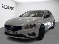 Vit Begagnad 2015 Volvo V60 Business Edition Kombi | 179 800 kr (Marknadspris)