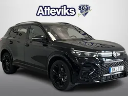 Svart Begagnad 2024 VW Tiguan R-line SUV | 489 000 kr