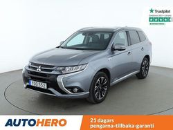Grå Begagnad 2017 Mitsubishi Outlander P-HEV SUV | 183 000 kr (Marknadspris)