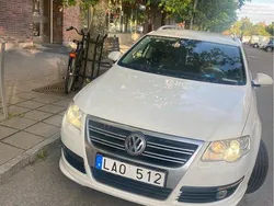 Vit Begagnad 2010 VW Passat Sportline Kombi | 44 000 kr