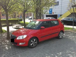 Röd Begagnad 2011 Skoda Fabia Elegance Halvkombi | 37 500 kr (Bra pris)