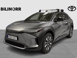 Silver Begagnad 2023 Toyota bZ4X Executive SUV | 399 900 kr (Bra pris)