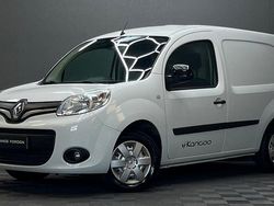 Vit Begagnad 2020 Renault Kangoo Minibuss | 109 900 kr (Marknadspris)
