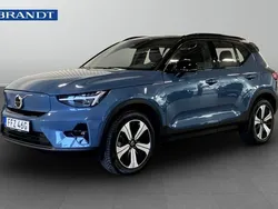 Blå Begagnad 2023 Volvo XC40 Plus SUV | 389 900 kr