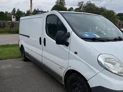 Vit Begagnad 2011 Opel Vivaro Van | 15 000 kr
