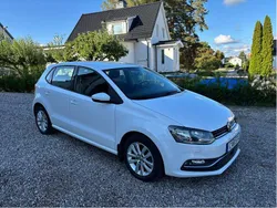 Vit Begagnad 2017 VW Polo Halvkombi | 95 000 kr (Marknadspris)