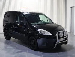 Svart Begagnad 2009 Peugeot Partner Minibuss | 34 900 kr (Marknadspris)