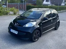 Svart Begagnad 2007 Peugeot 107 Halvkombi | 19 500 kr (Marknadspris)
