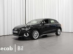 Svart (brilliantsvart) Begagnad 2023 Audi A3 Sportback Proline Halvkombi | 229 500 kr (Marknadspris)