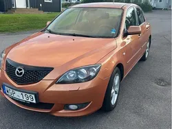 Grå Begagnad 2005 Mazda 3 Inclusive Halvkombi | 35 000 kr