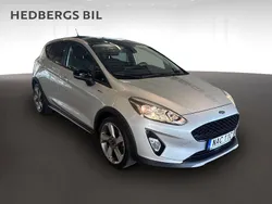 Grå Begagnad 2019 Ford Fiesta Active Halvkombi | 154 900 kr (Marknadspris)