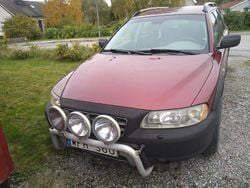 Röd Begagnad 2005 Volvo XC70 Momentum SUV | 34 000 kr (Bra pris)