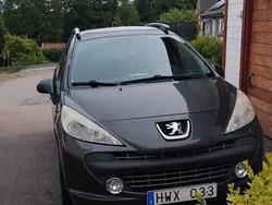Grå Begagnad 2009 Peugeot 207 Kombi | 30 000 kr (Lite dyr)