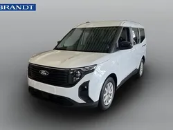 Vit Ny 2024 Ford Tourneo Courier Titanium Minibuss | 299 000 kr (Marknadspris)