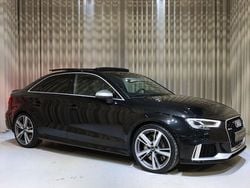 Svart Begagnad 2018 Audi RS3 Sedan | 479 900 kr (Marknadspris)