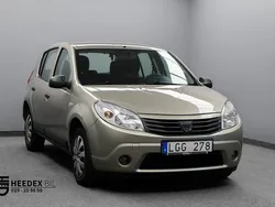 Grå Begagnad 2011 Dacia Sandero Halvkombi | 34 900 kr