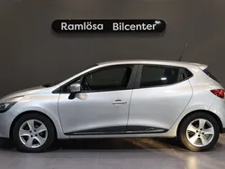 Silver Begagnad 2016 Renault Clio IV Dynamique Halvkombi | 64 900 kr (Marknadspris)